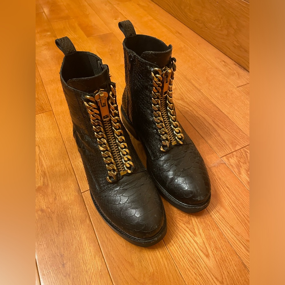 Jeffrey Campbell DAMON-Z Black Snake Chain Combat Ankle Boots Size 7